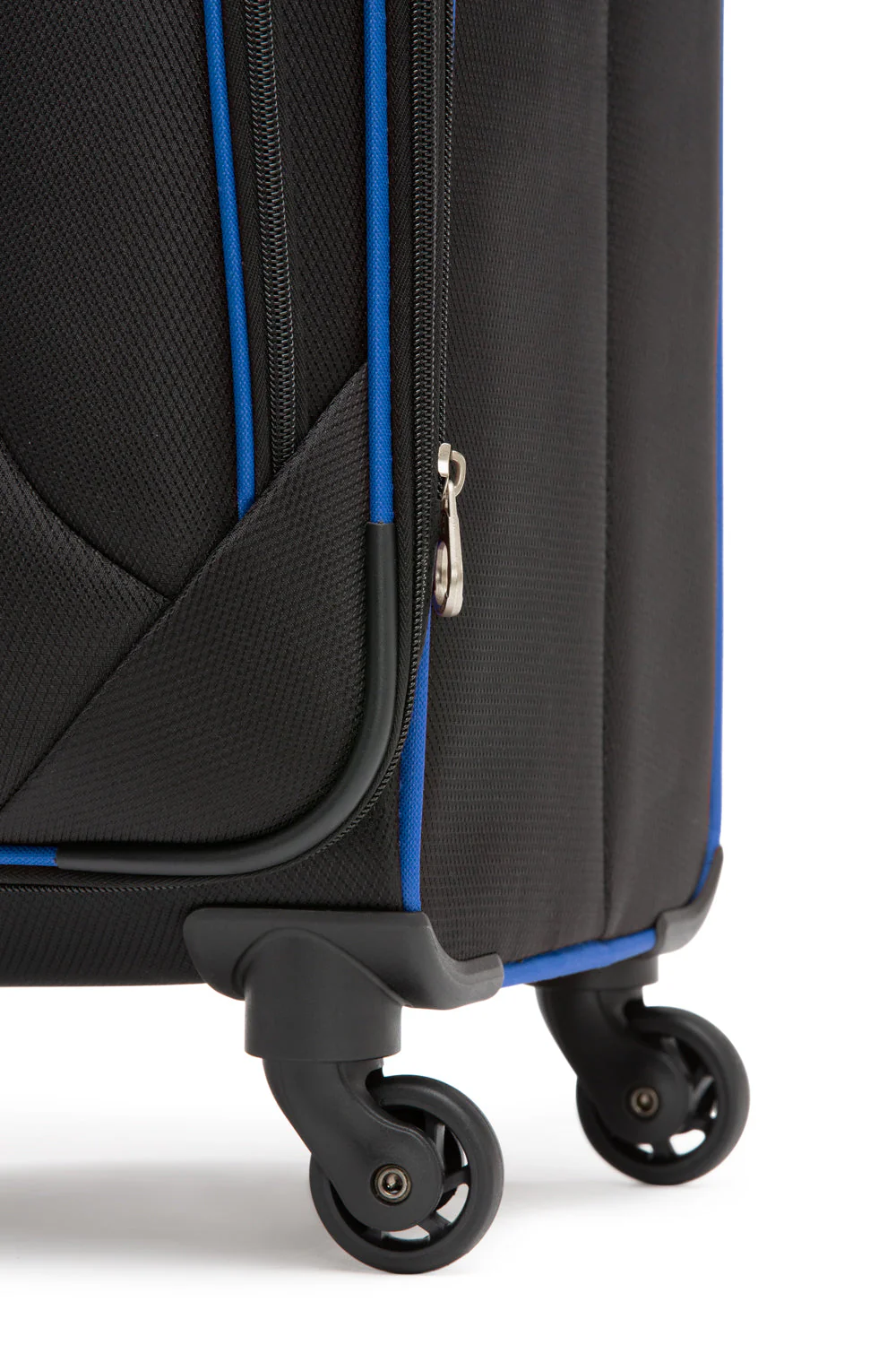 SWISSGEAR - Basel Collection Upright Luggage 3 Piece Set - Image 6