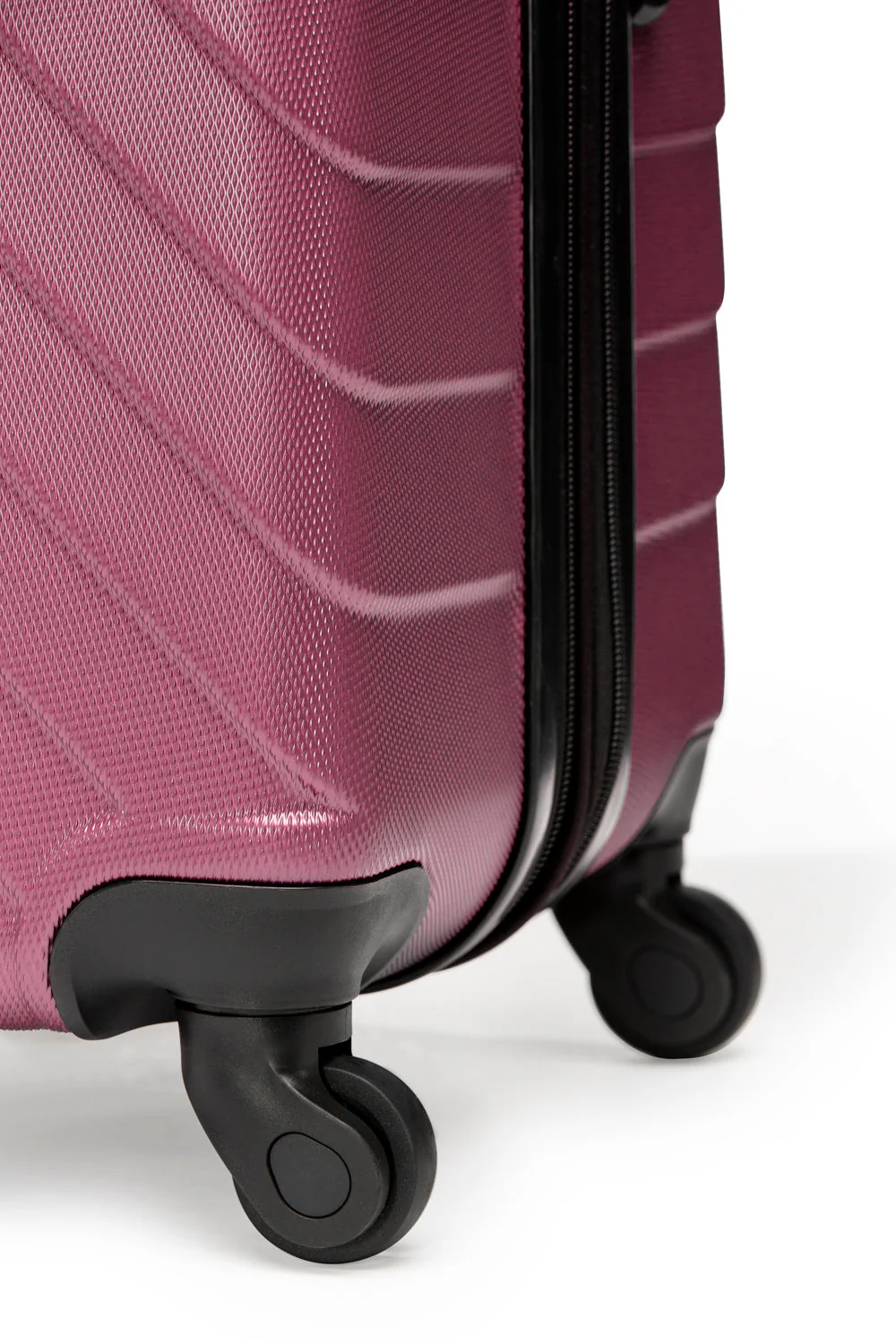 SWISSGEAR - BOLD III Collection 24" Expandable Hardside Luggage - Image 39