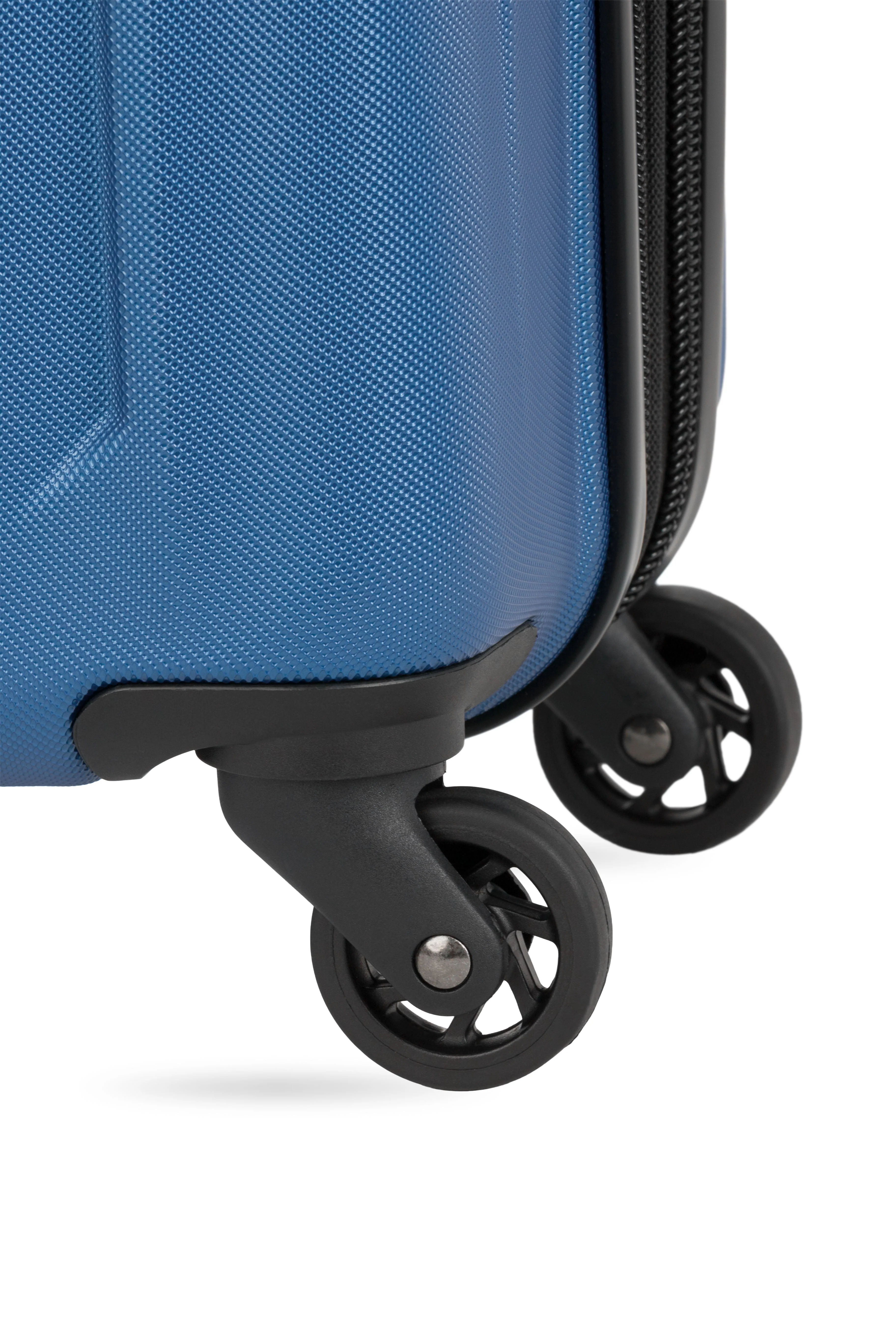 SWISSGEAR - Chrome Carry-On Spinner - Image 19