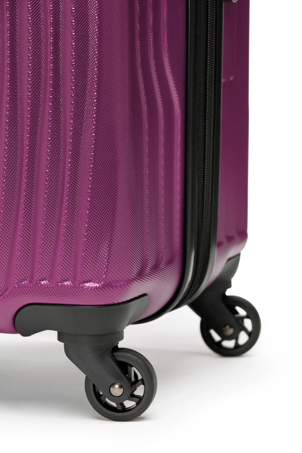 SWISSGEAR - DIVINE Collection Expandable Hardside Luggage 3 Piece Set - Image 13