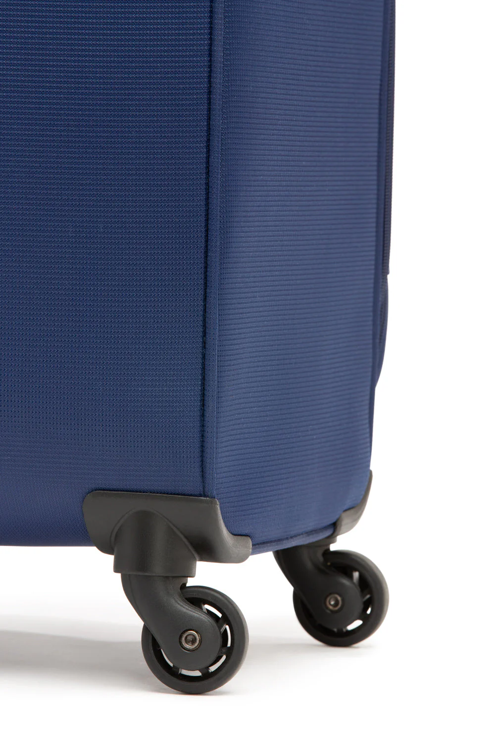 SWISSGEAR - Eclipse Collection Upright Luggage 3 Piece Set - Image 12