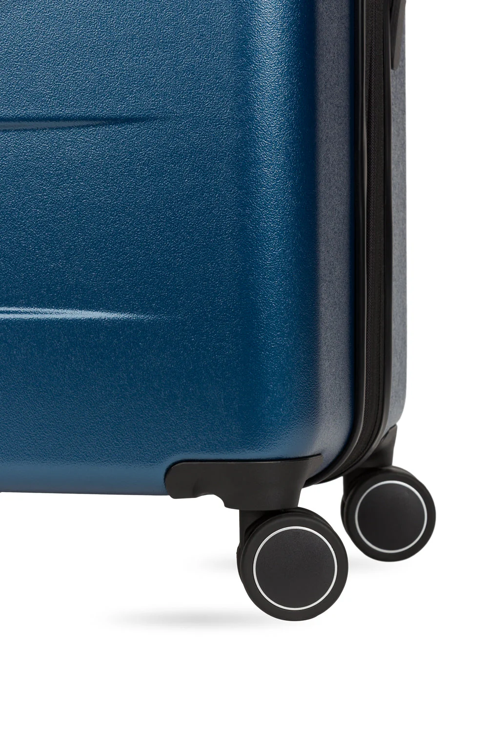 SWISSGEAR - Eclipse Large Checked Spinner - Image 28