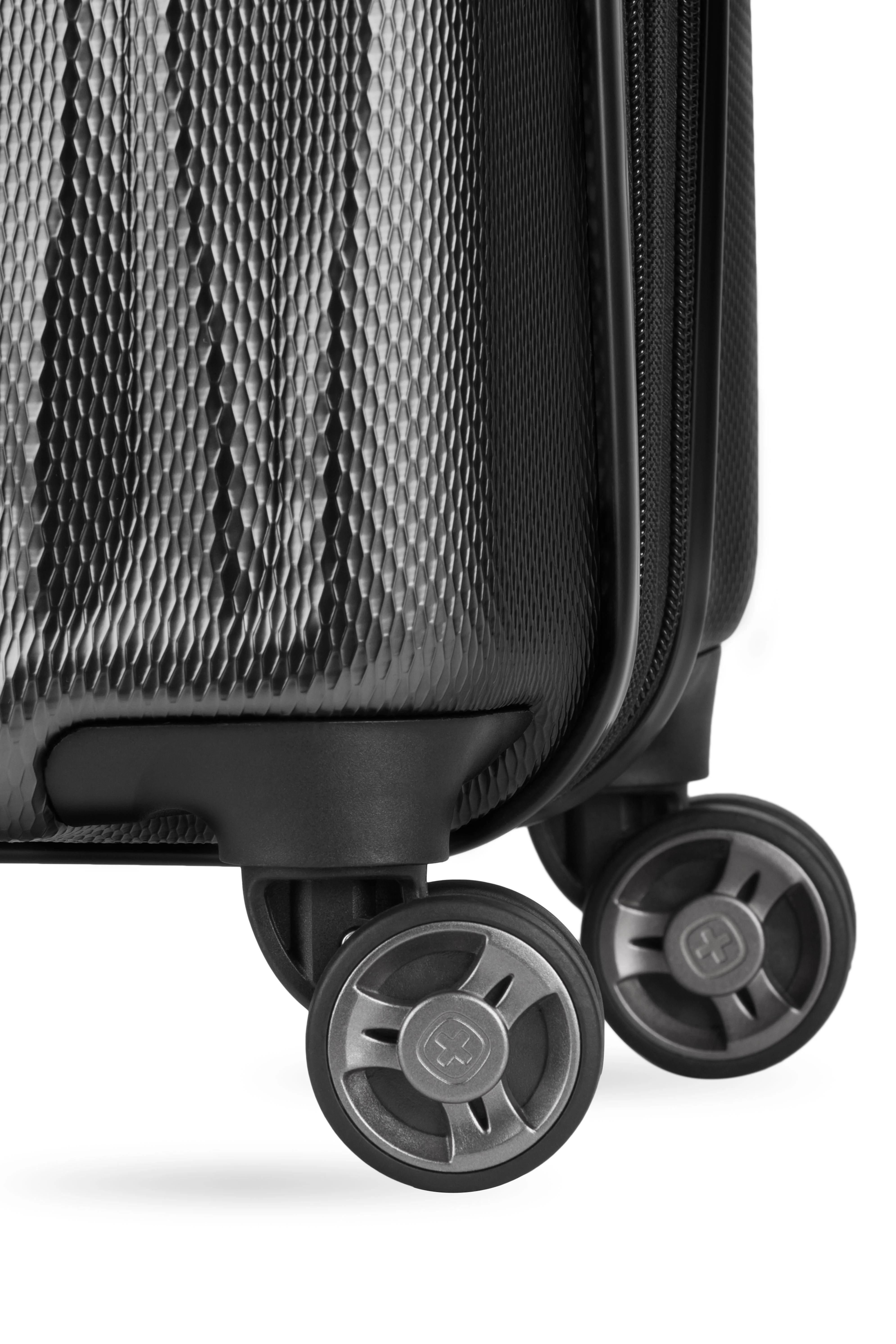 SWISSGEAR - Energie Carry-On Spinner - Image 85