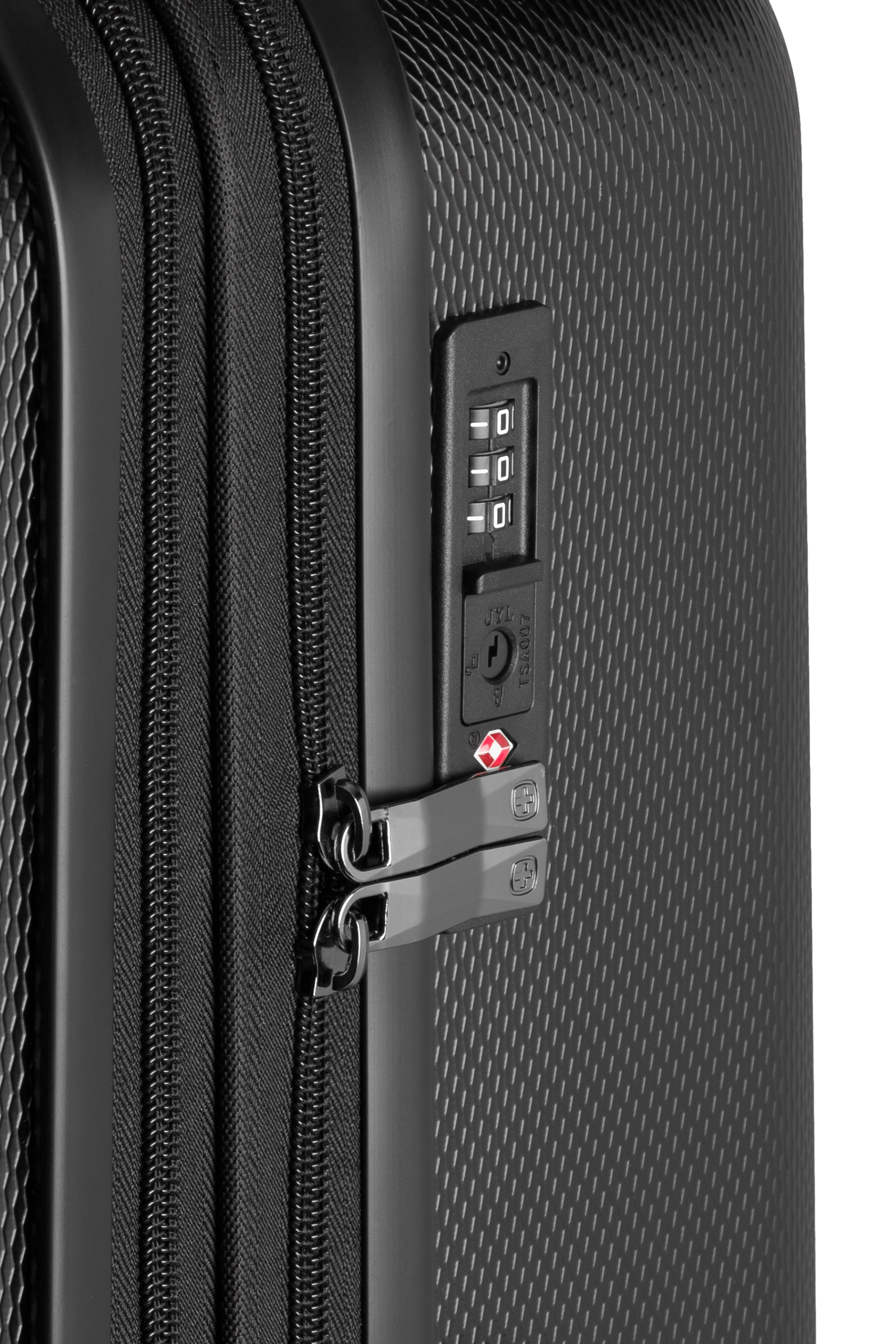 SWISSGEAR - Energie Large Checked Spinner - Image 74