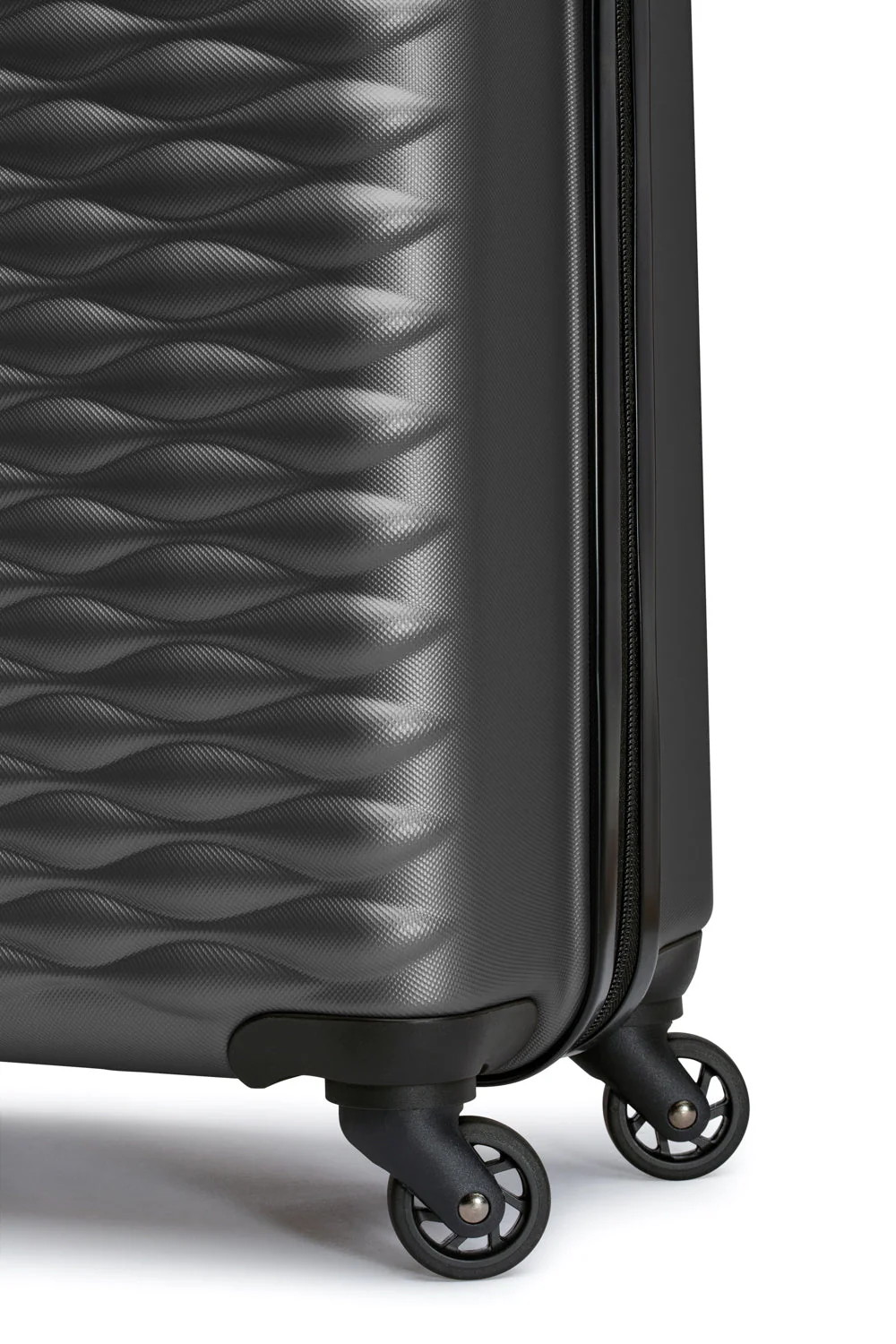 SWISSGEAR - In-Flight Collection Carry-On Hardside Luggage - Image 16