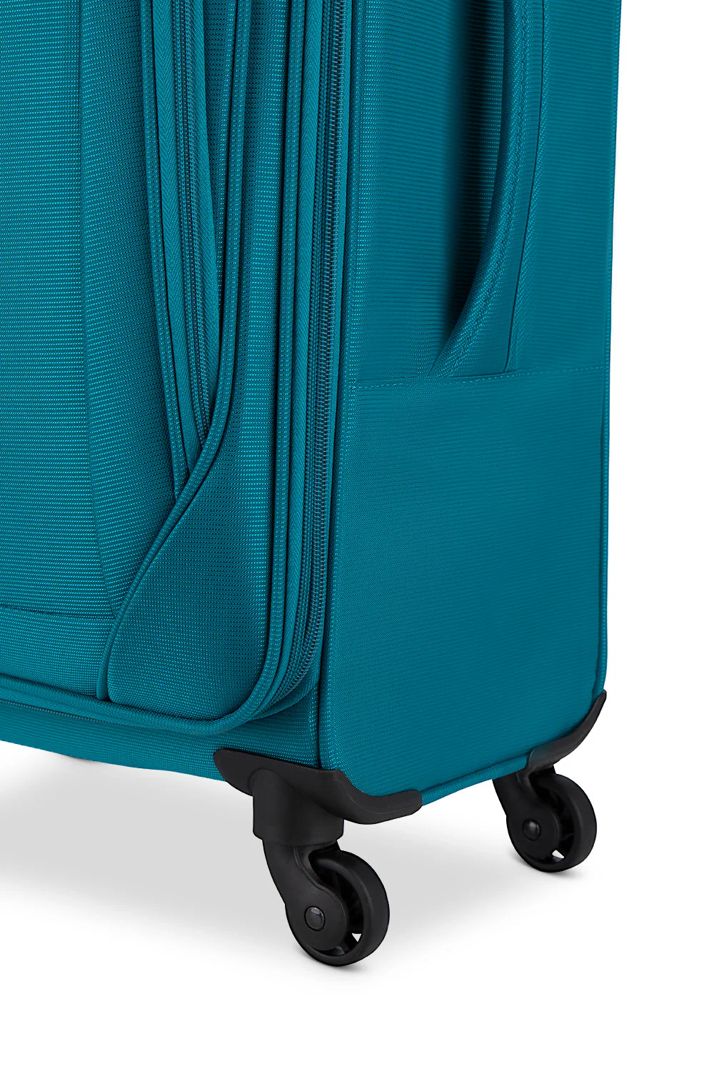 SWISSGEAR - Marumo Collection 3 Piece Luggage Set - Image 11
