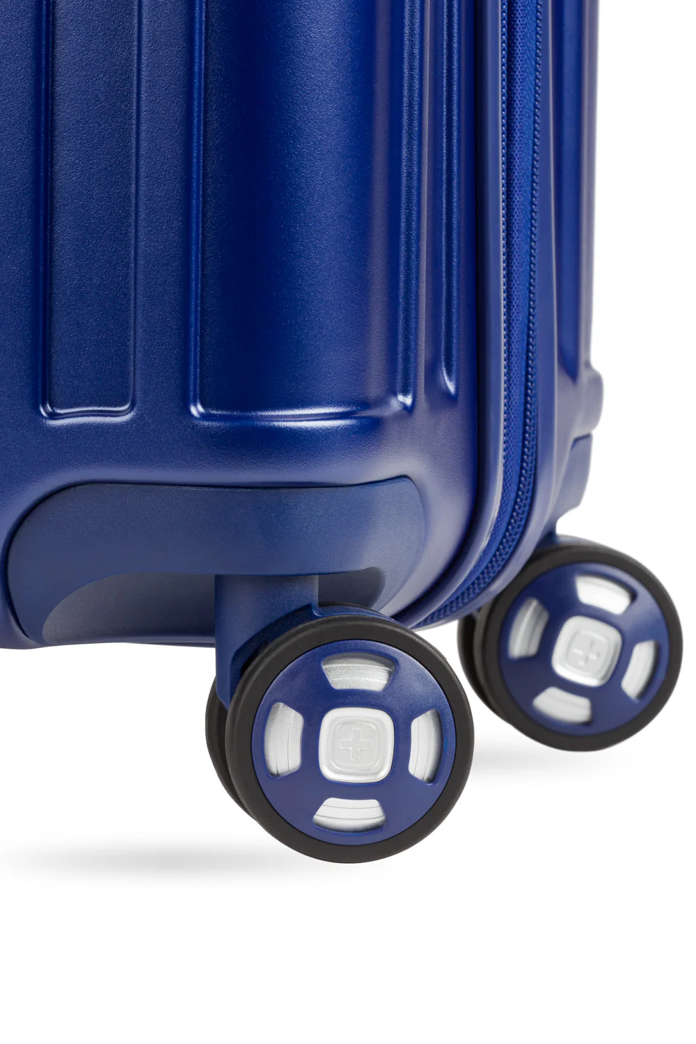 SWISSGEAR - Ridge 2-Piece Spinner Set - Image 44