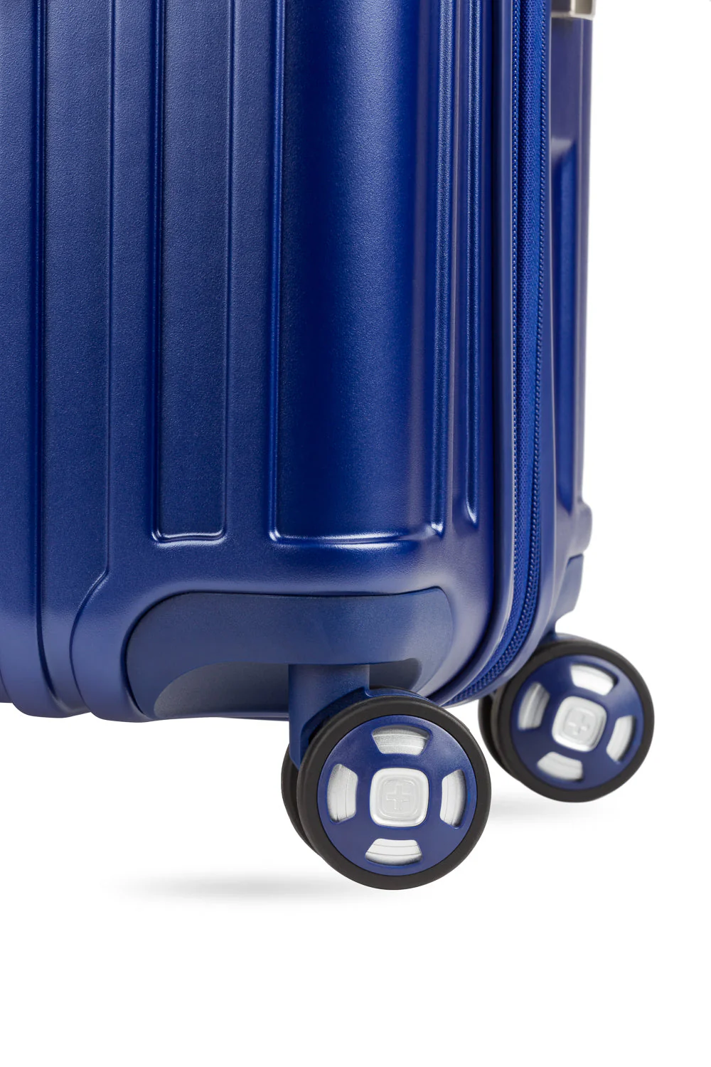 SWISSGEAR - Ridge Large Checked Spinner - Image 33