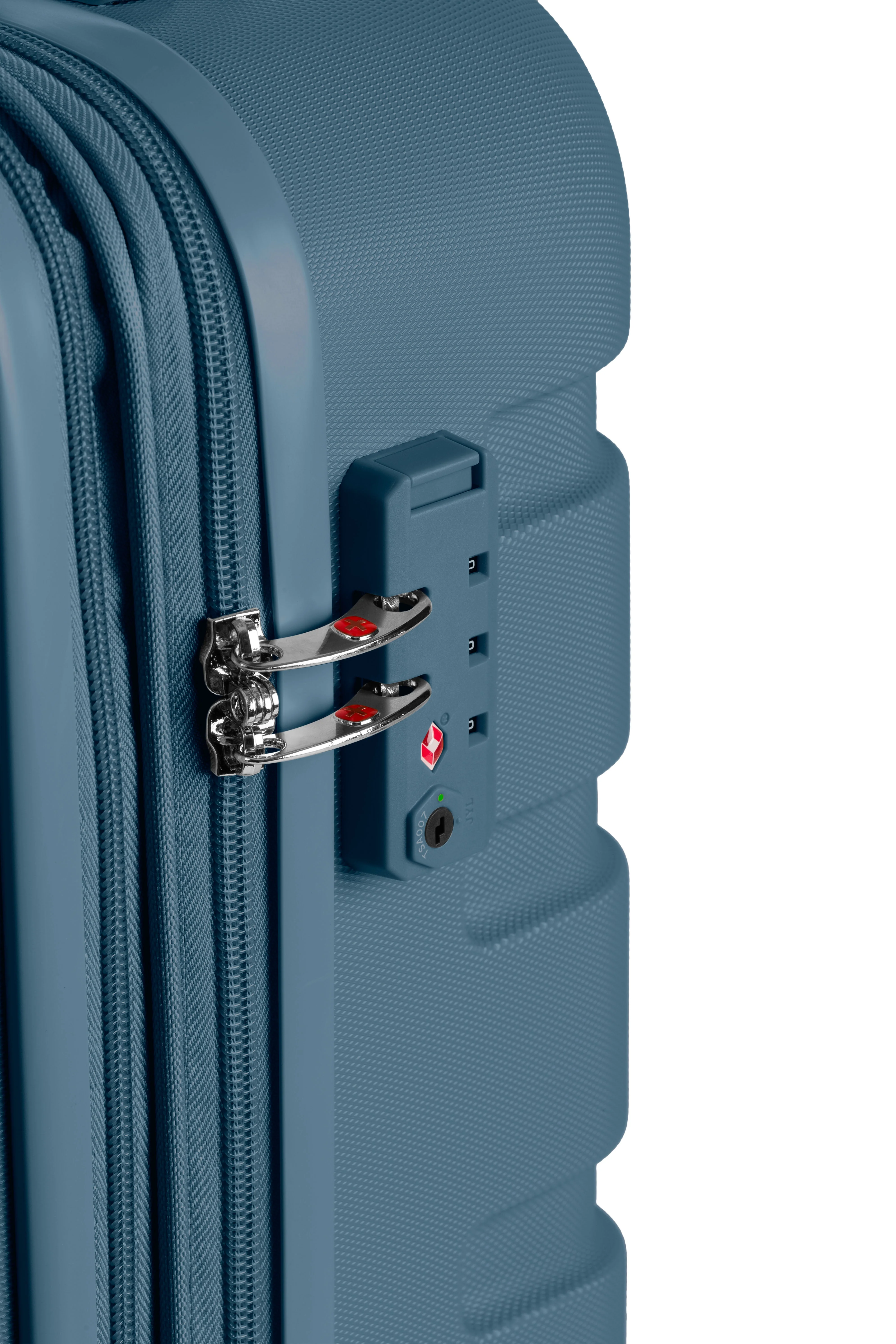 SWISSGEAR - Signature Carry-On Spinner - Image 123