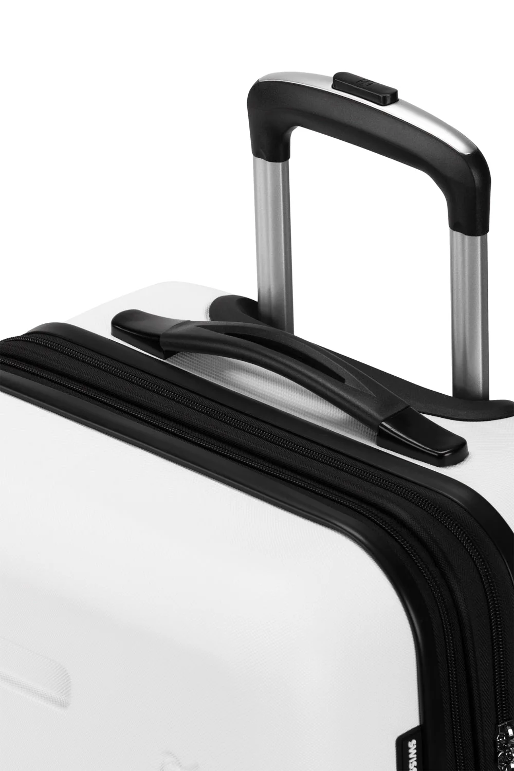SWISSGEAR - Signature Carry-On Spinner - Image 166