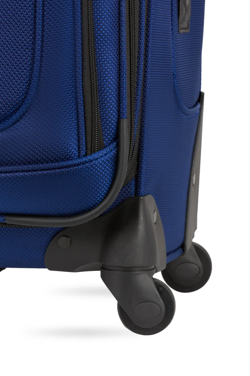 SWISSGEAR - Sion Medium Checked Spinner - Image 21