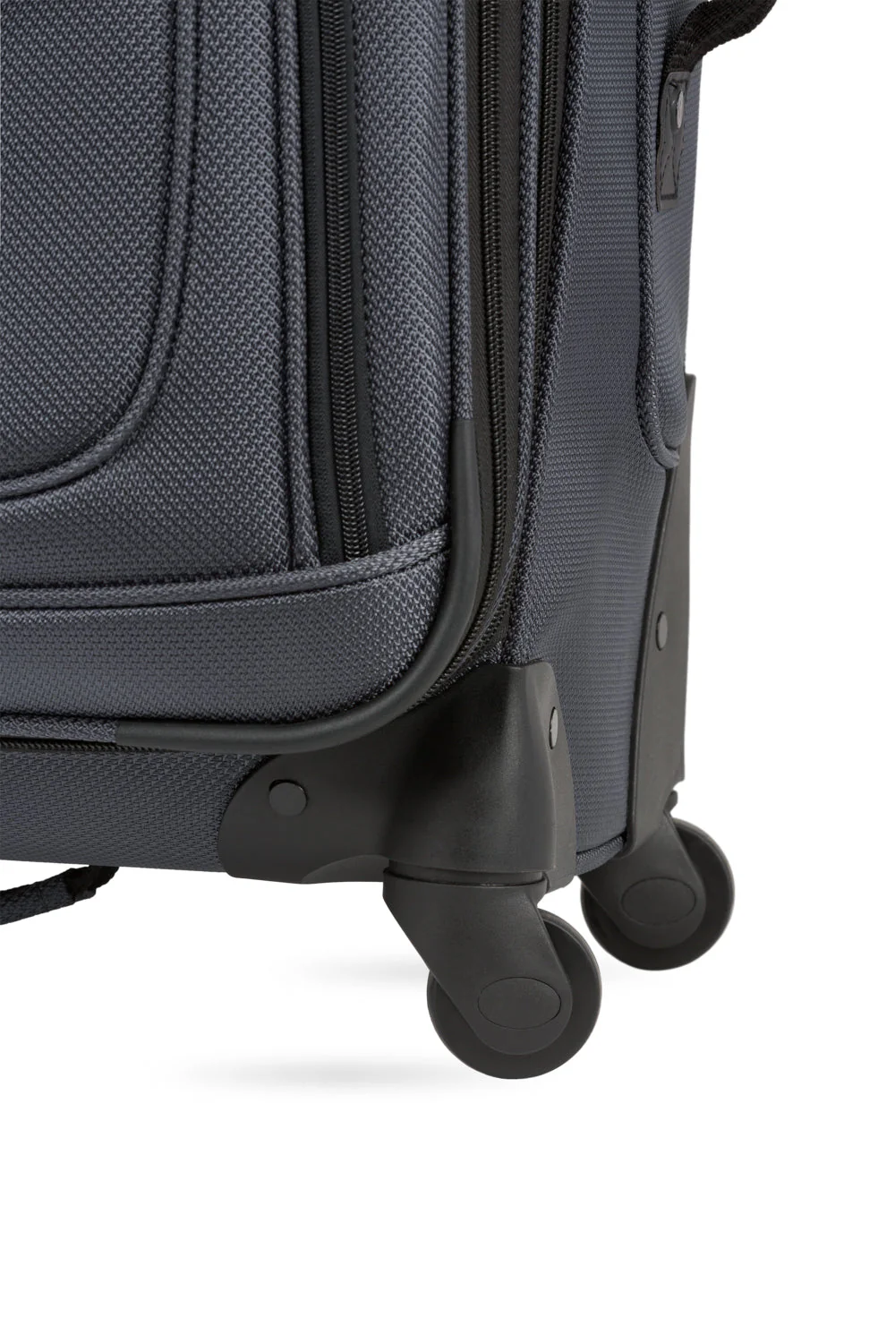 SWISSGEAR - Sion Medium Checked Spinner - Image 46