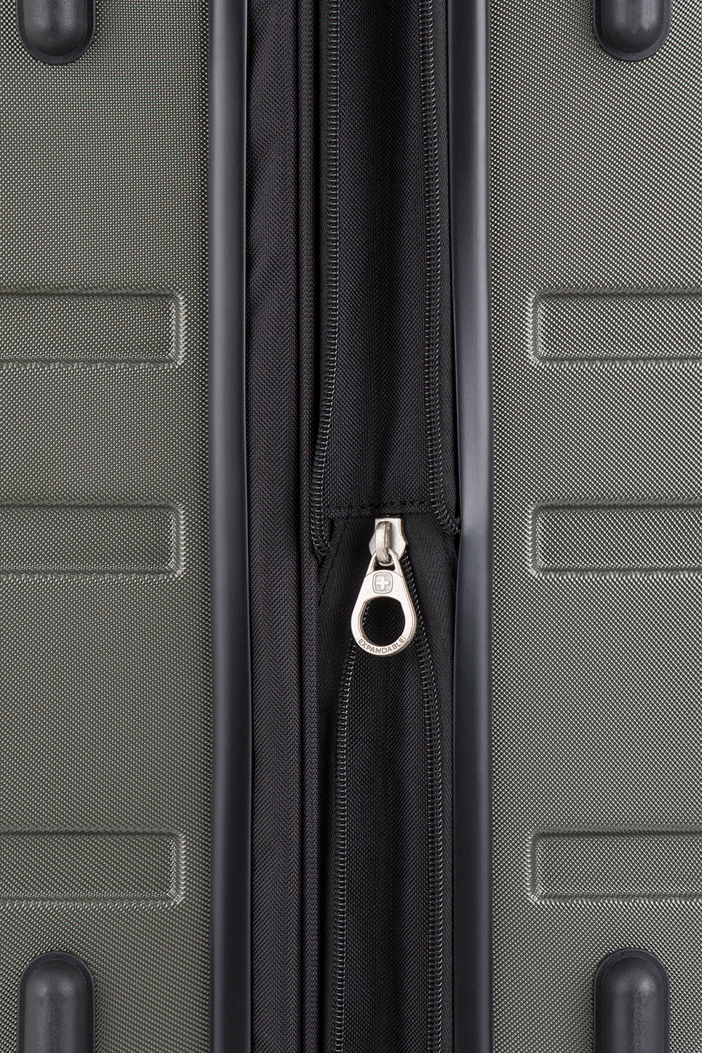 SWISSGEAR - Smooth 2 Collection 24" Expandable Hardside Luggage - Image 27