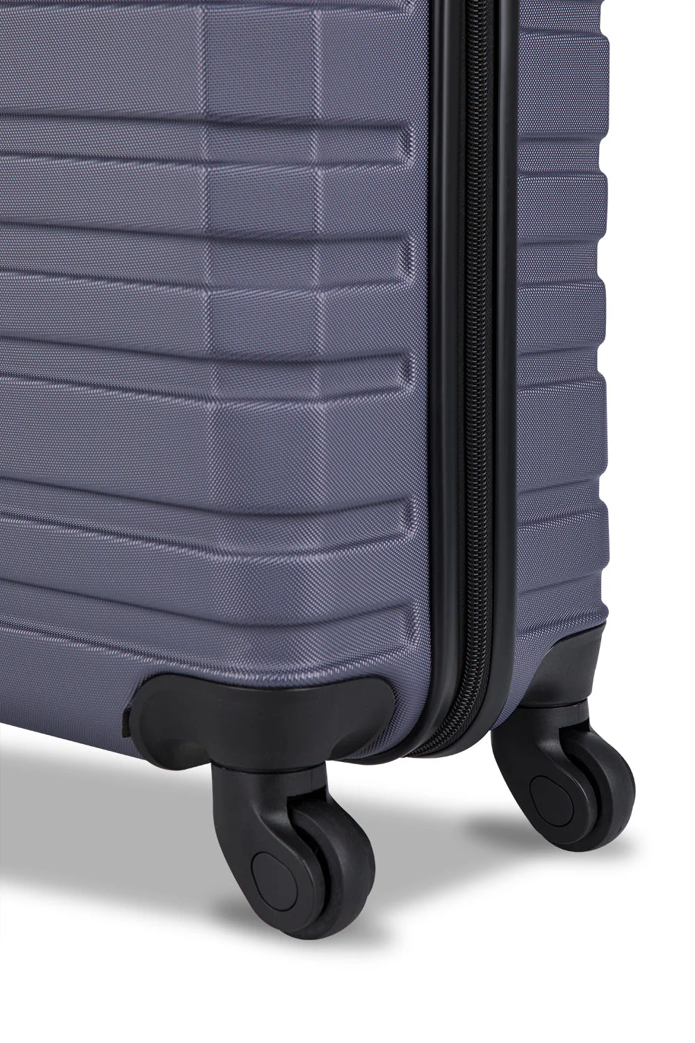 SWISSGEAR - Smooth 2 Collection Carry-on Hardside Luggage - Image 15