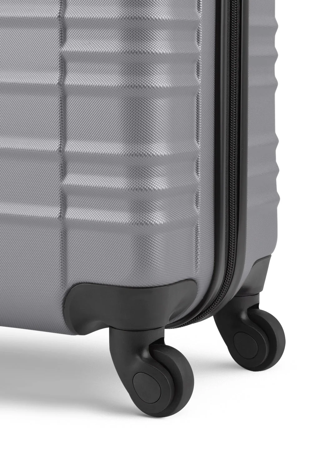 SWISSGEAR - SONIC Collection Carry-On Hardside Luggage - Image 23