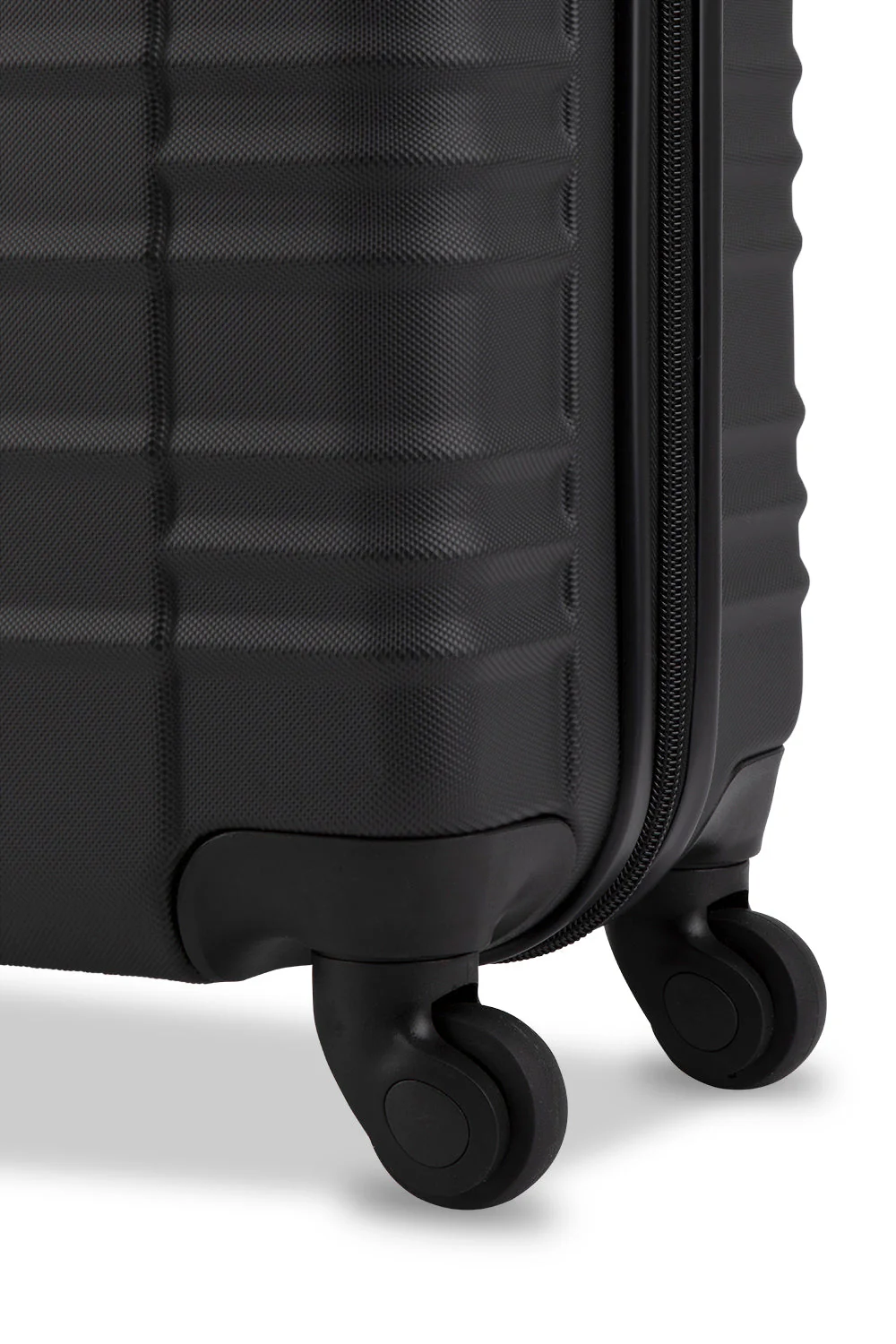 SWISSGEAR - SONIC Collection Carry-On Hardside Luggage - Image 7