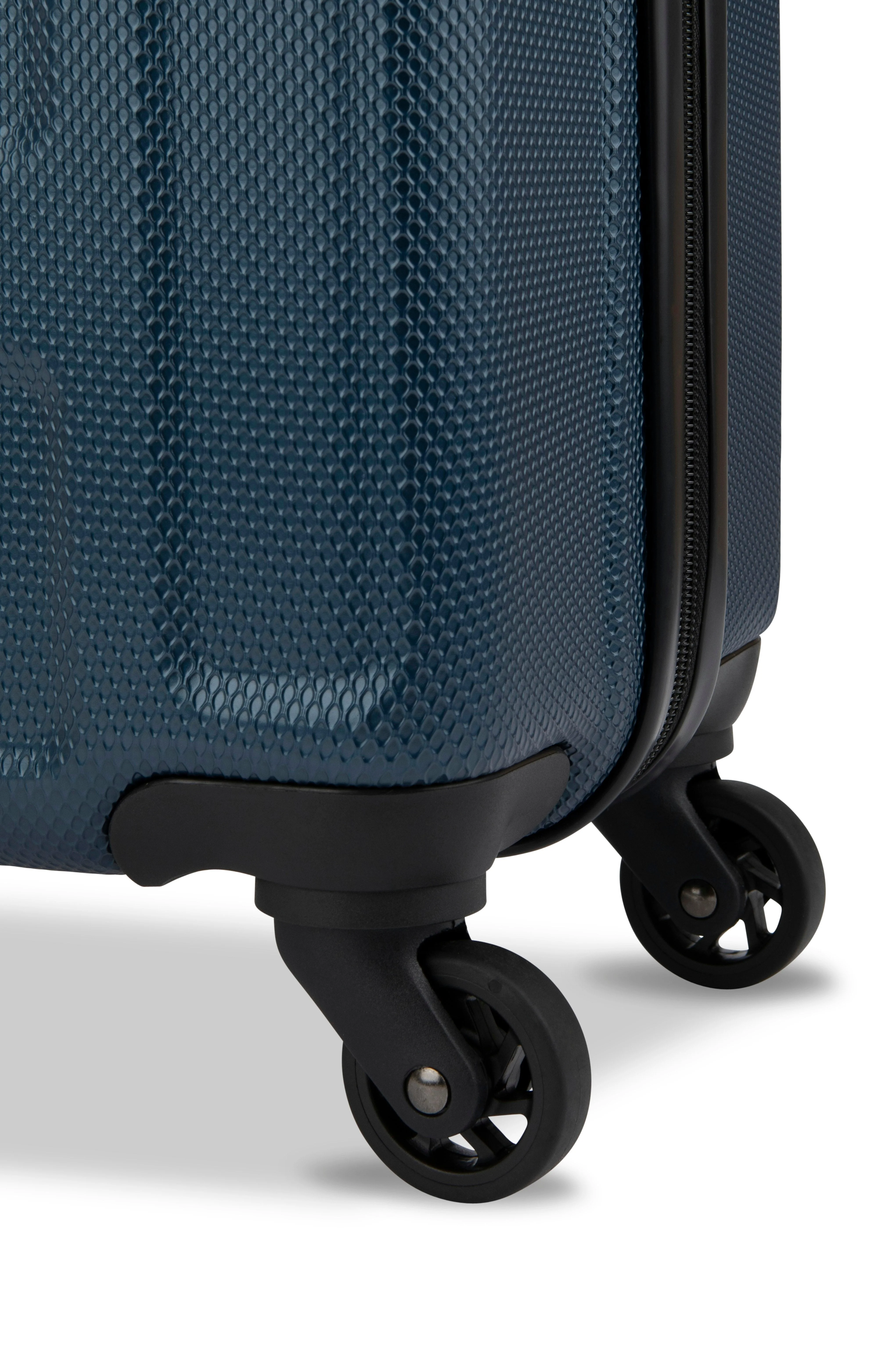 SWISSGEAR - Spring Break Collection Carry-On Hardside - Image 15
