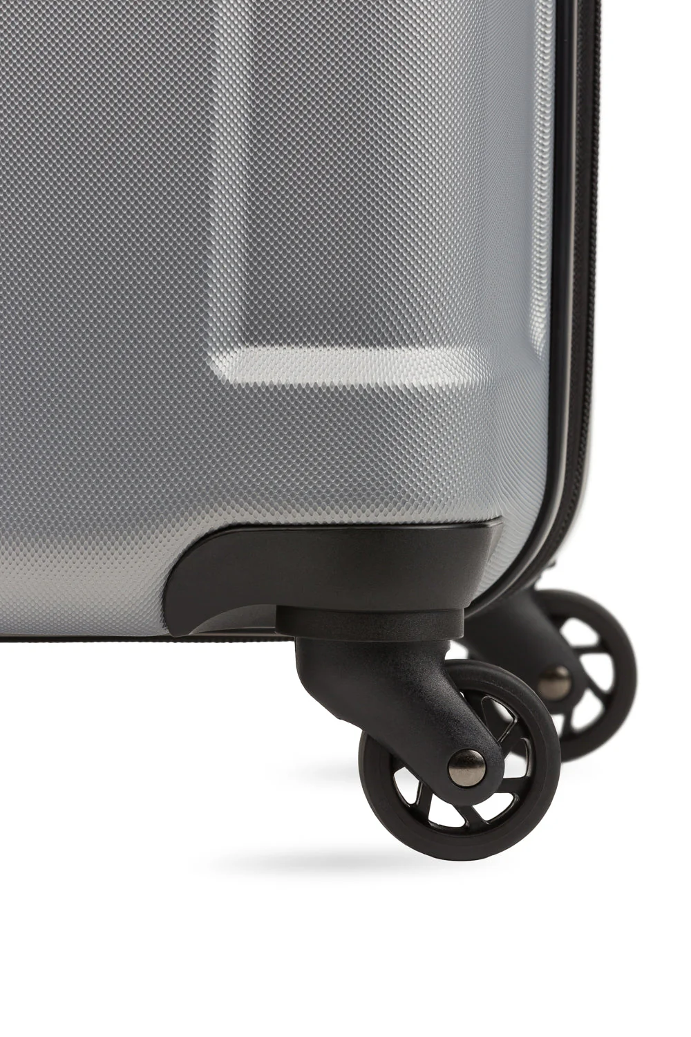 SWISSGEAR - Summit Large Checked Spinner - Image 8
