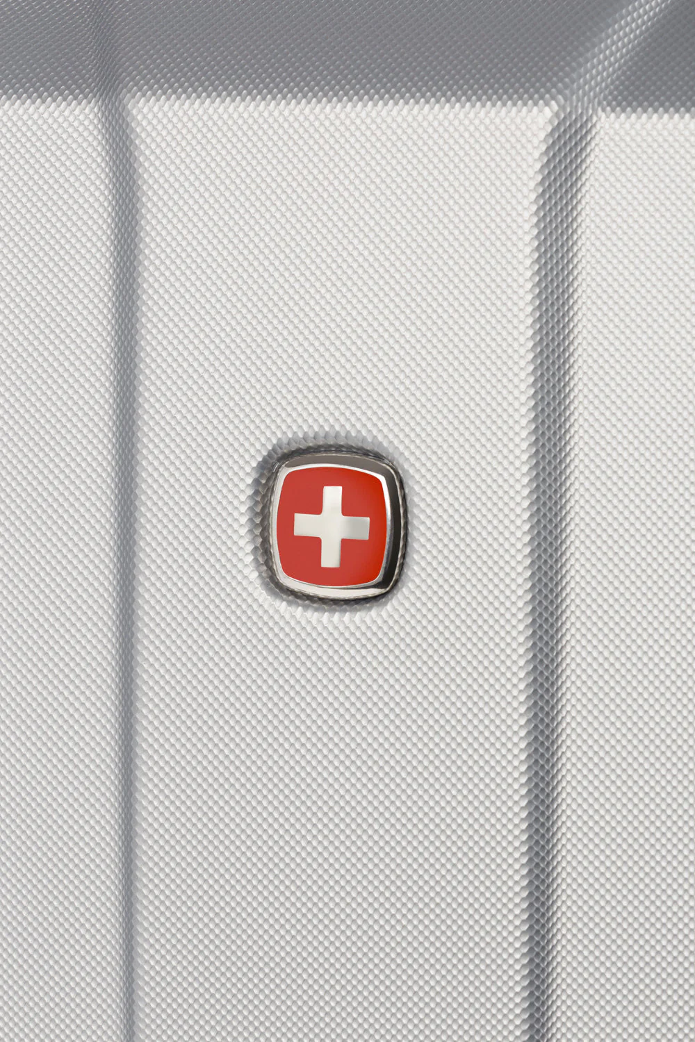 SWISSGEAR - Summit Medium Checked Spinner - Image 12