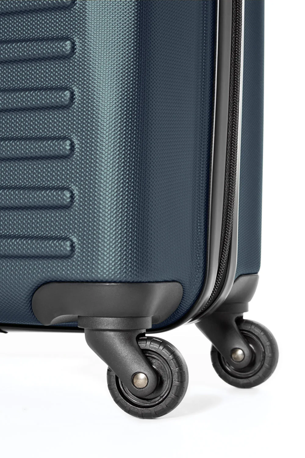 SWISSGEAR - Intercontinental Collection 24" Expandable Hardside Luggage - Image 7