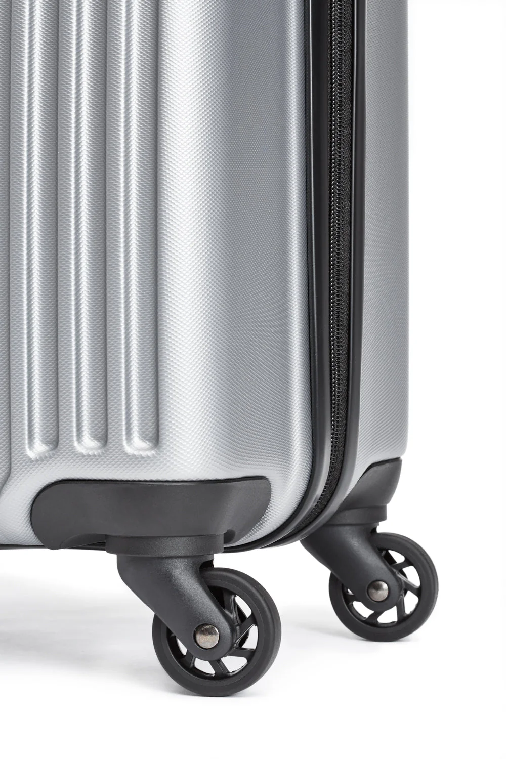 SWISSGEAR - Linigno Collection 24" Expandable Hardside Luggage - Image 23