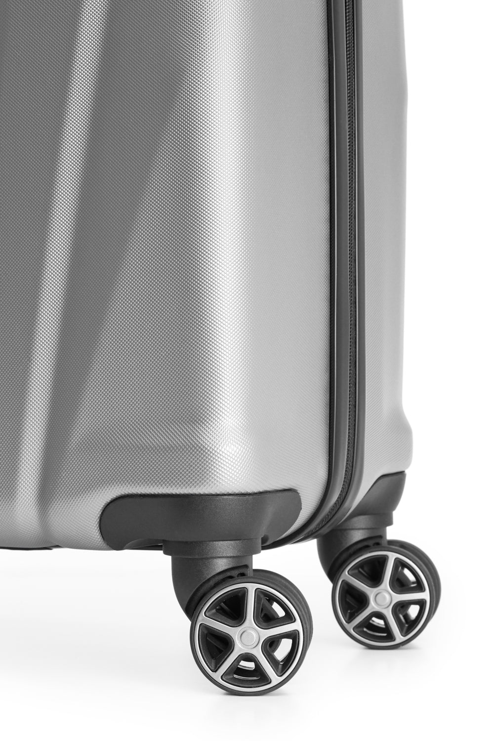 SWISSGEAR - Global Traveller Collection Carry-On Hardside Luggage - Image 15