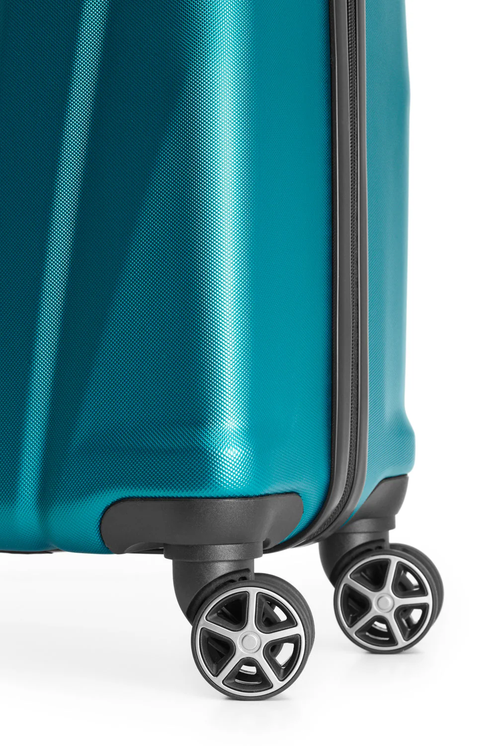 SWISSGEAR - Global Traveller Collection Carry-On Hardside Luggage - Image 23