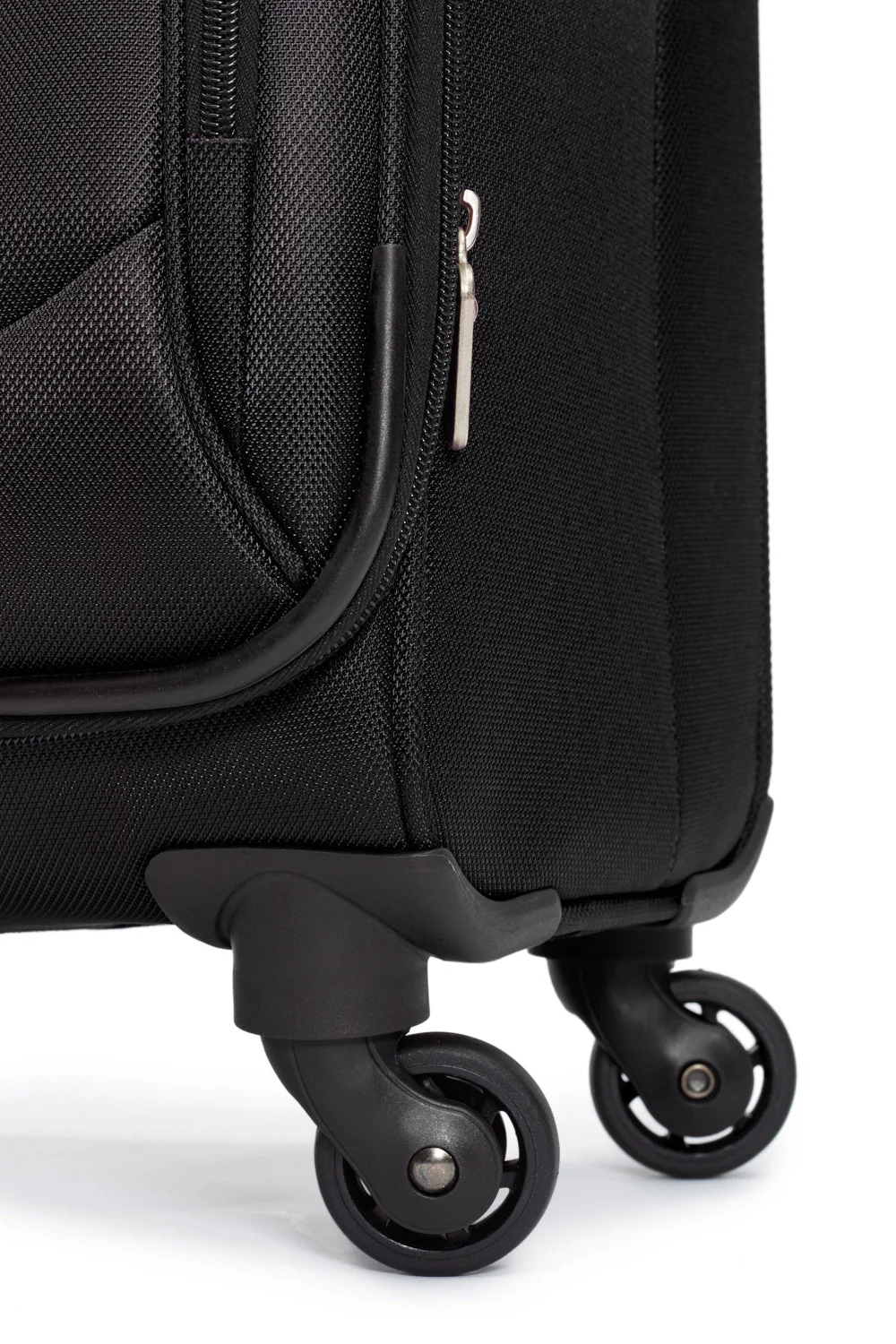 SWISSGEAR - Payerne Collection Upright Luggage 3 Piece Set - Image 4