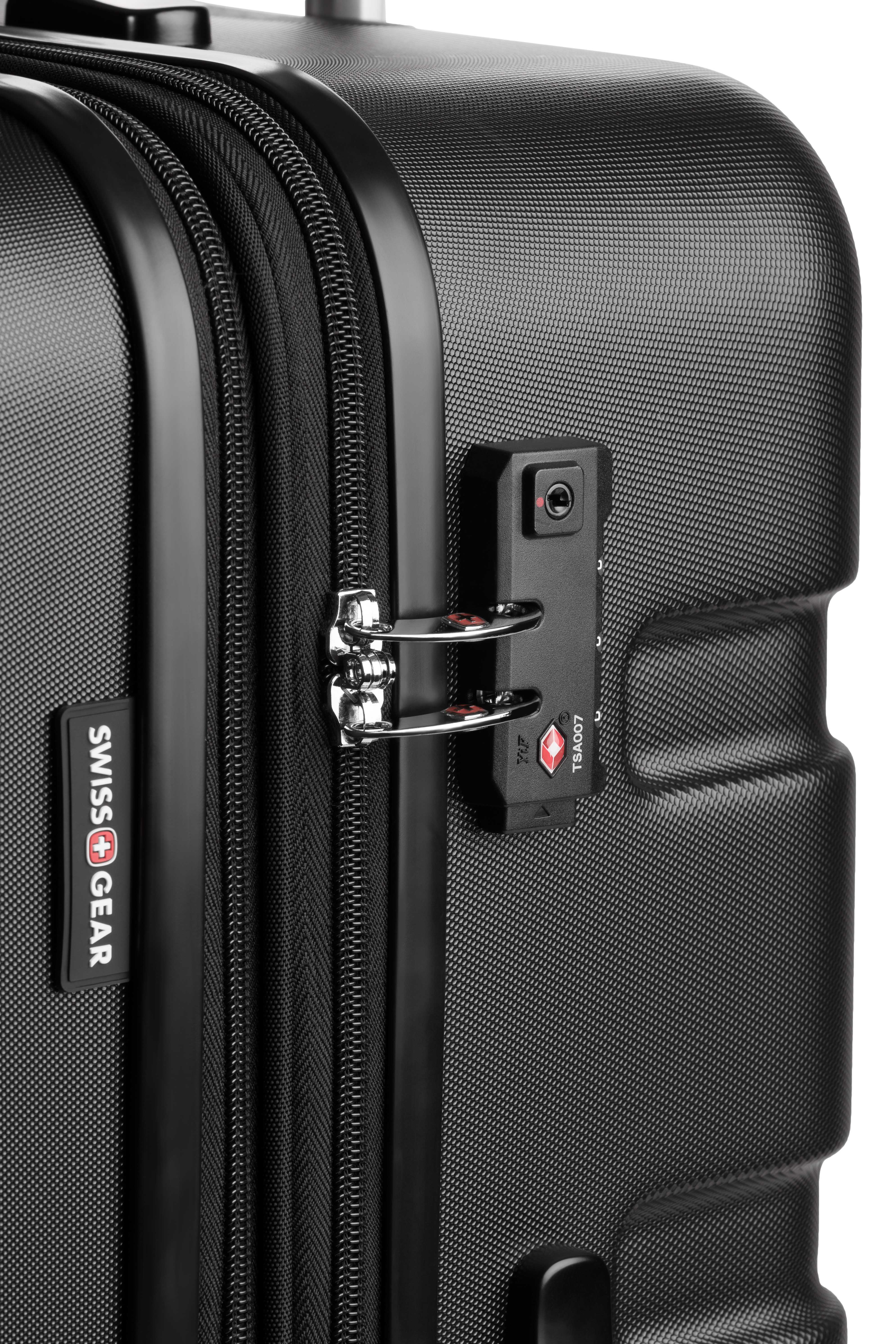 SWISSGEAR - Signature Large Checked in Black with Weekender Travel Tote - Image 8