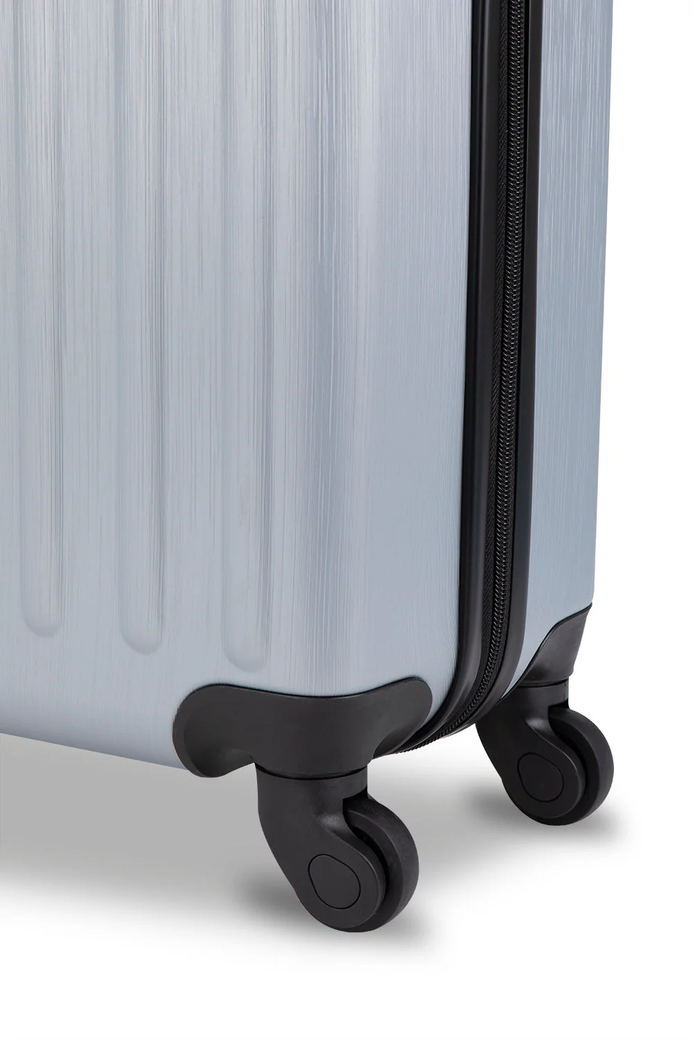 SWISSGEAR - Symmetry Lite Collection Carry-on Hardside Luggage - Image 15