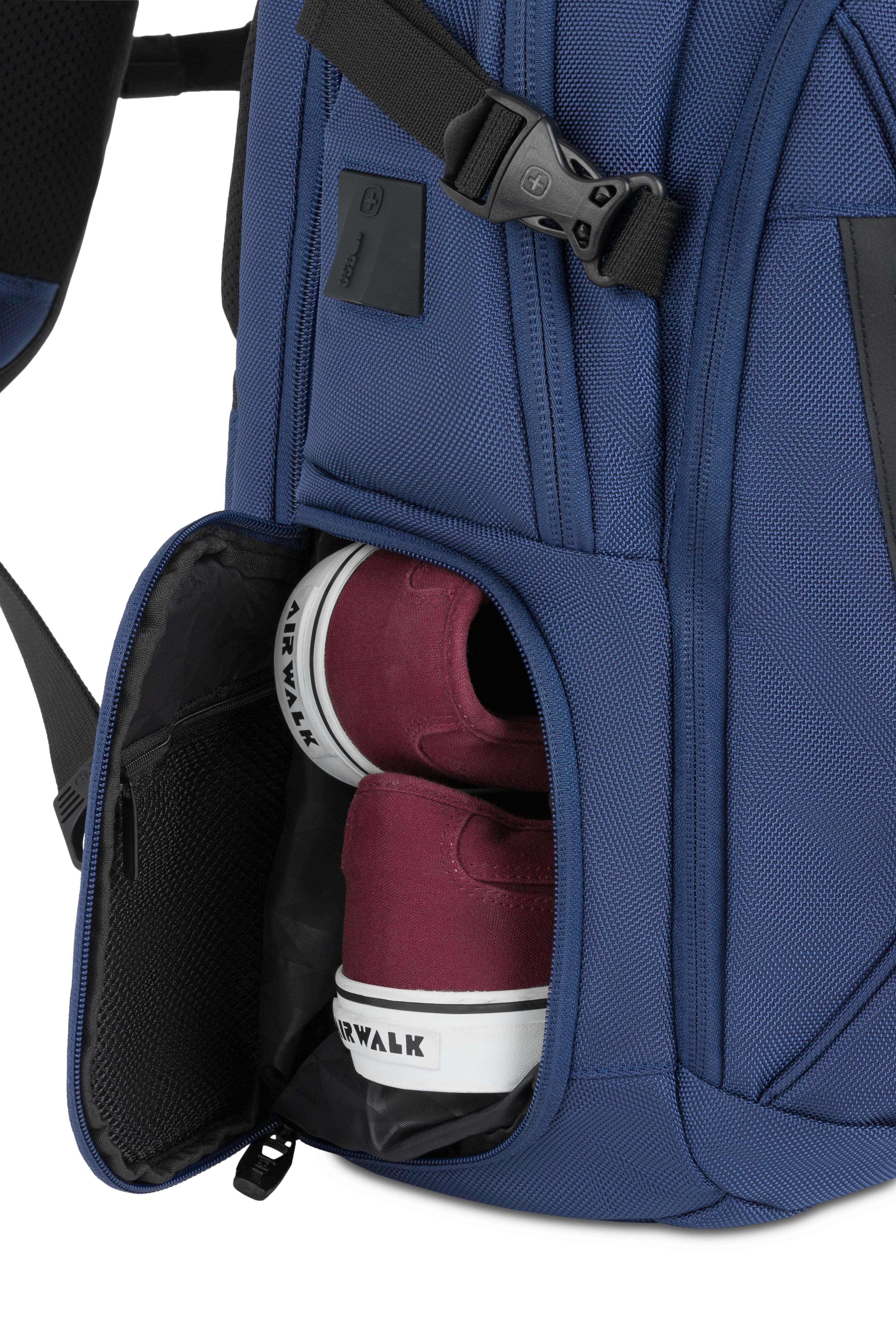 SWISSGEAR - Travel Tech Elite USB ScanSmart Laptop Backpack - Image 11