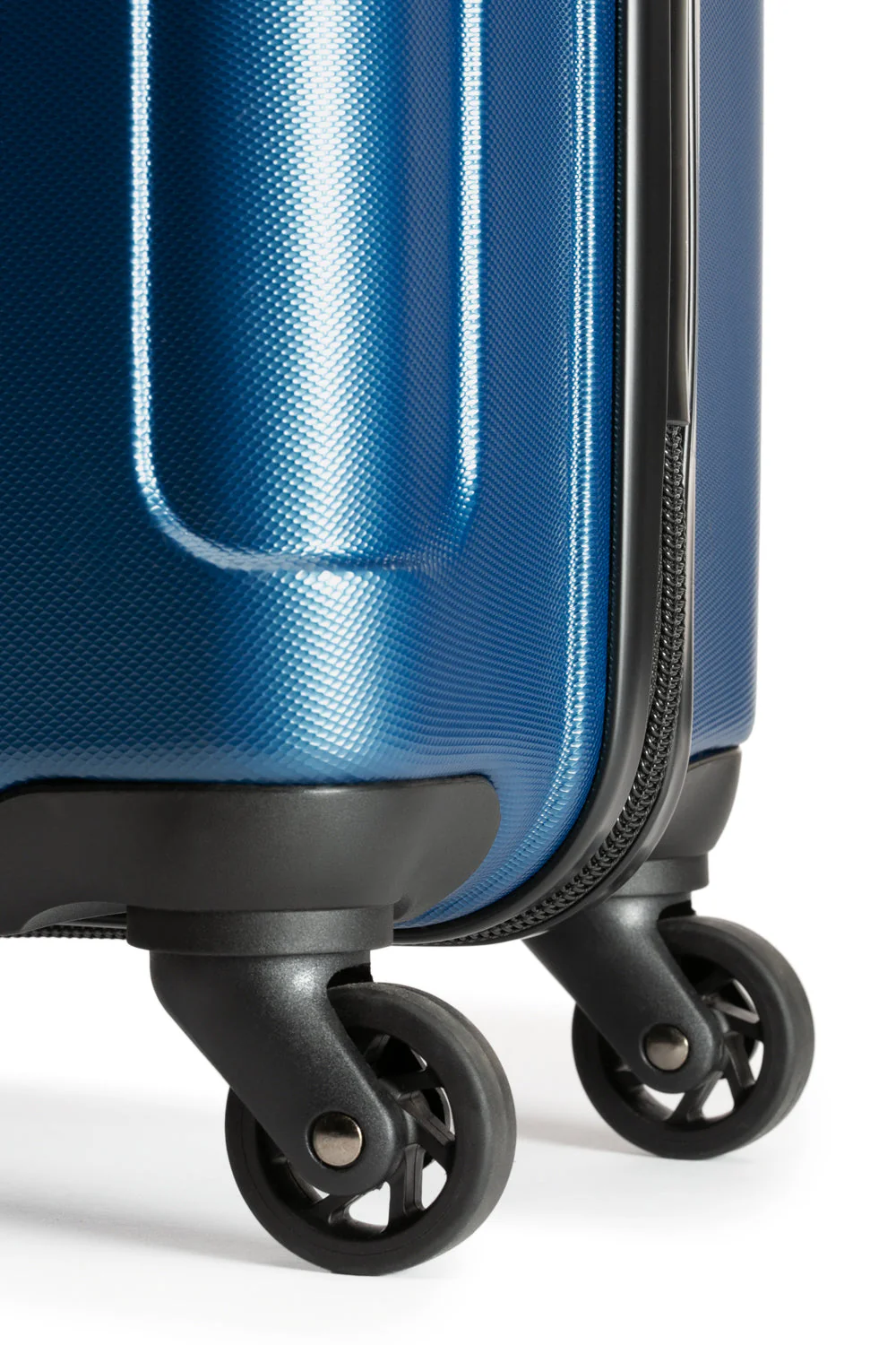 SWISSGEAR - Vaiana Collection Carry-On Hardside Luggage - Image 14