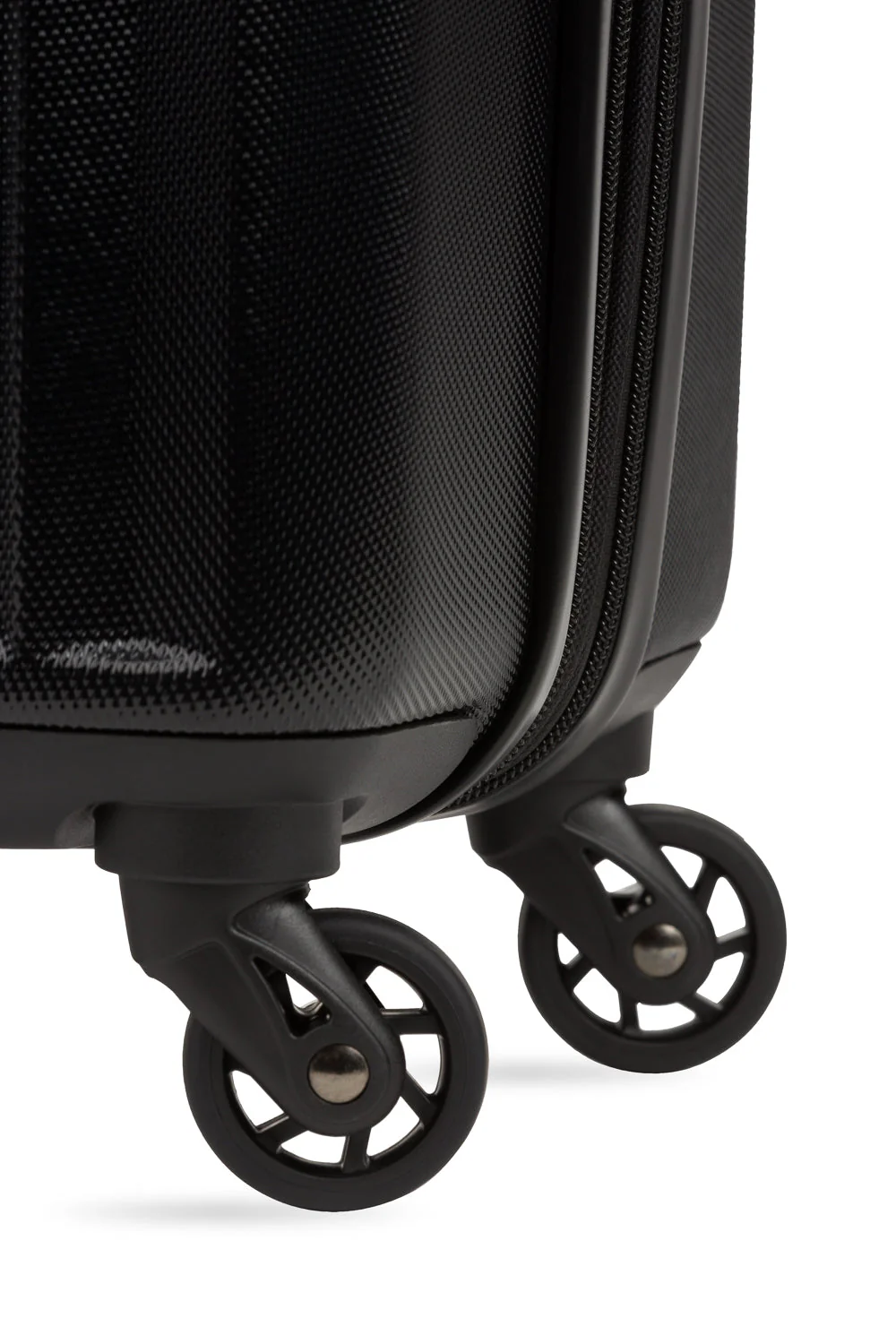 SWISSGEAR - Wave Carry-On Spinner - Image 8