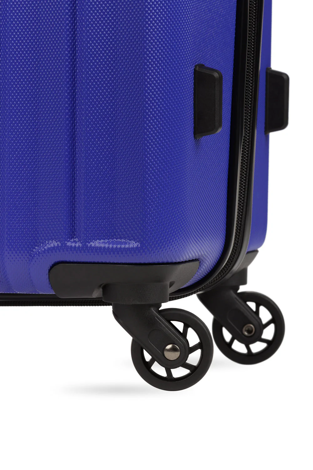 SWISSGEAR - Wave Medium Checked Spinner - Image 29